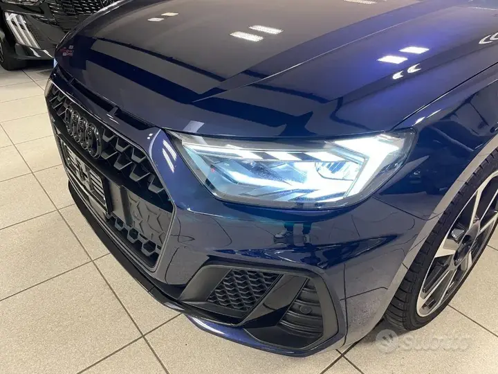 Audi A1 2025 photo 4