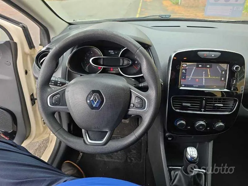 Renault Clio 2017 photo 5