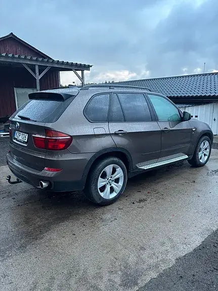BMW X5 2011 photo 4