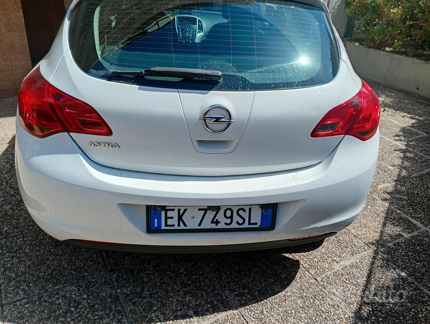 Opel Astra 2012 photo 5