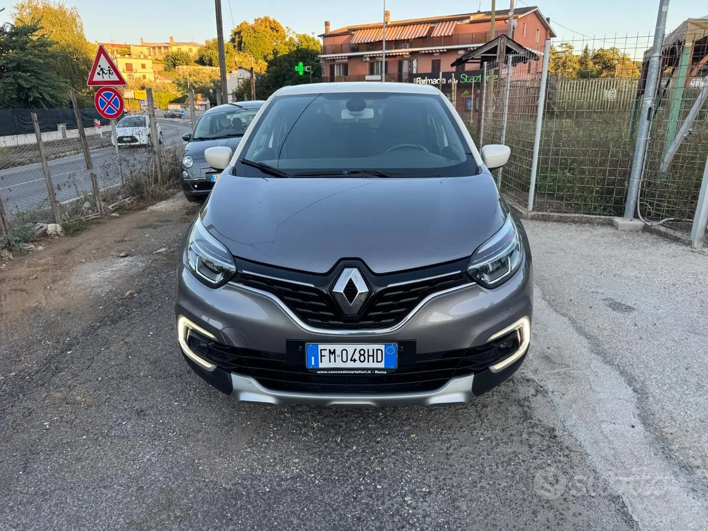 Renault Captur 2017 photo 2