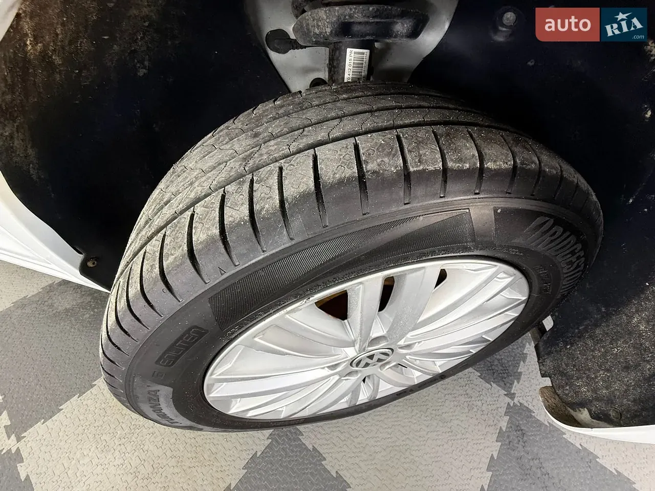 Volkswagen Touran 2014 photo 5