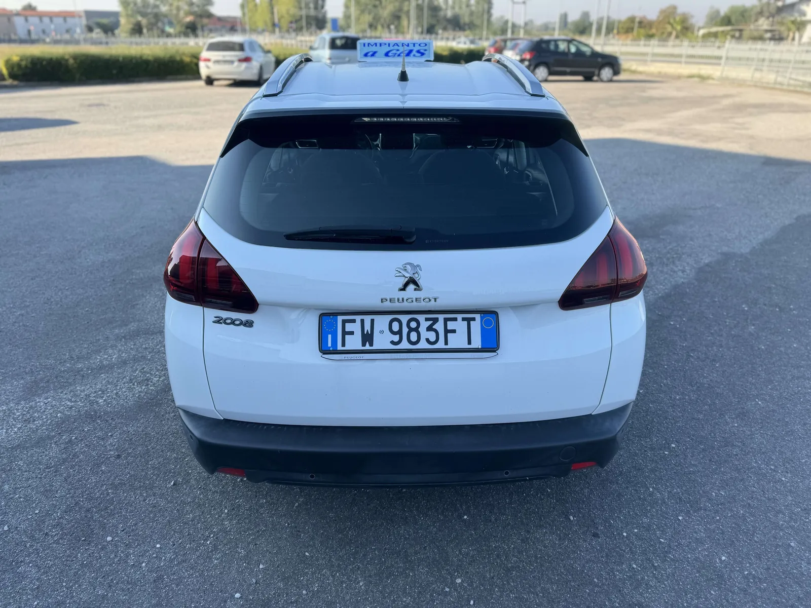 Peugeot 2008 2019 photo 3