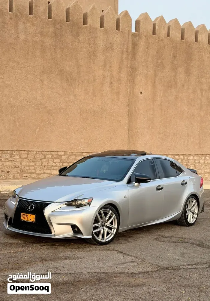 Lexus Is 2014 photo 2