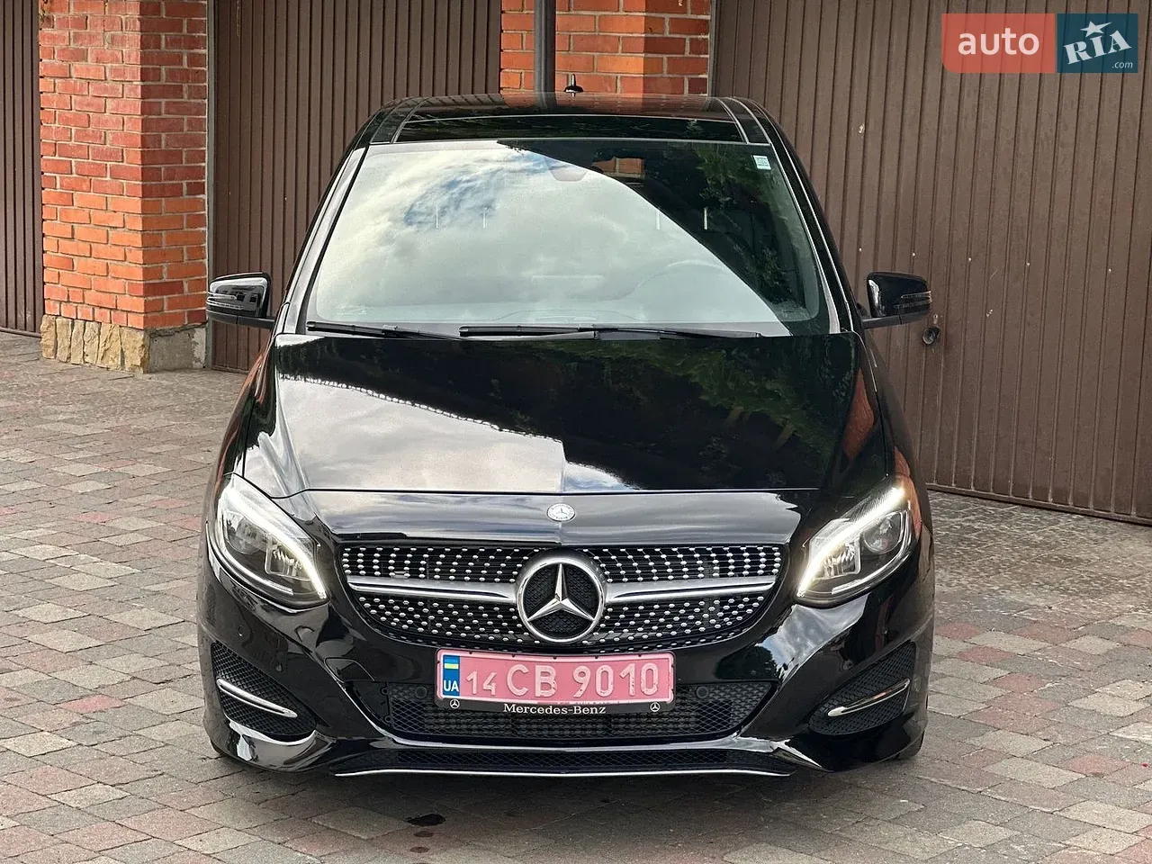 Mercedes-Benz B-Class 2017 photo 5