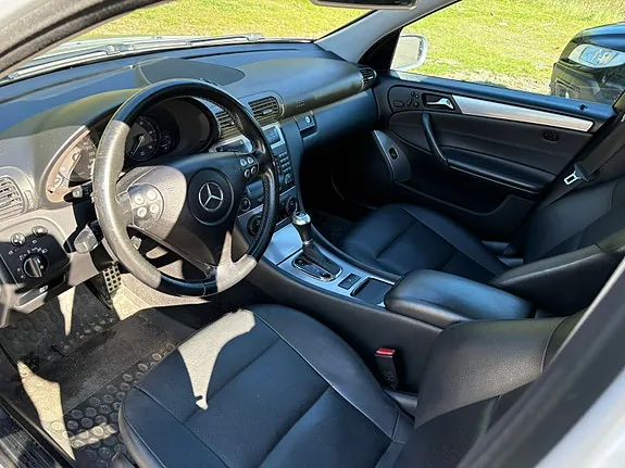 Mercedes-Benz C320 2007 photo 5