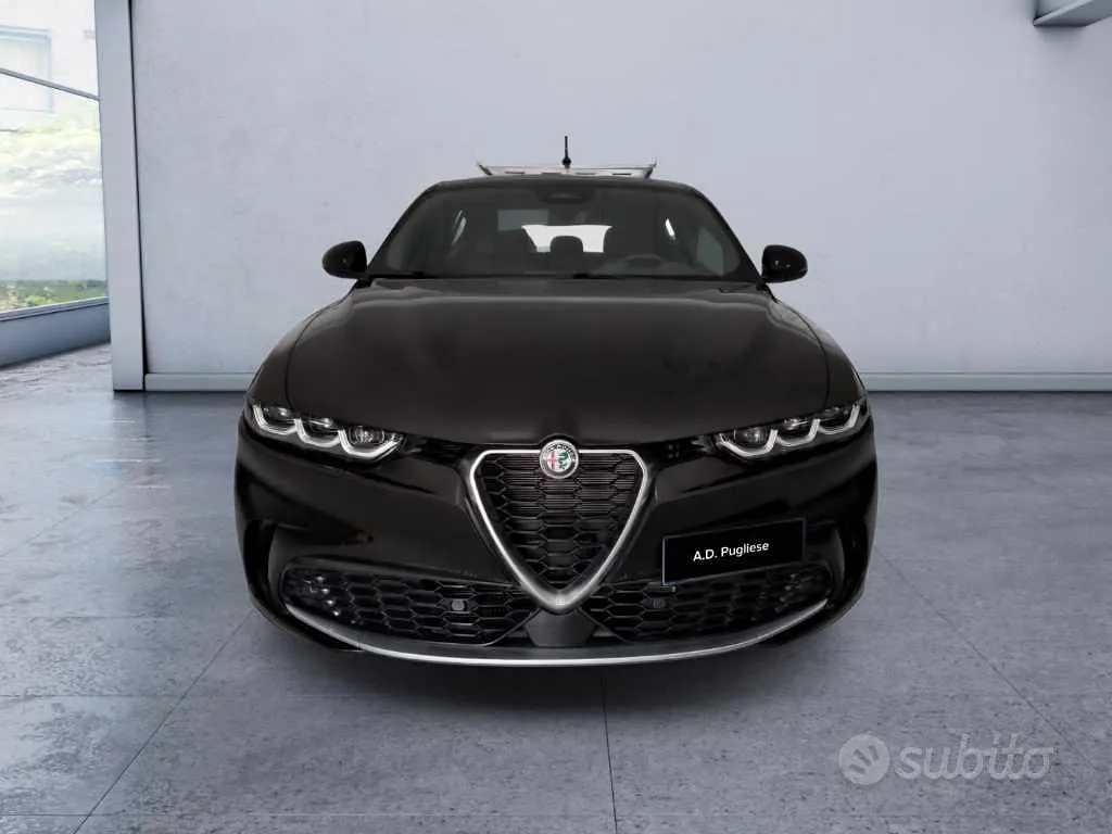 Alfa Romeo Tonale 2023 photo 2