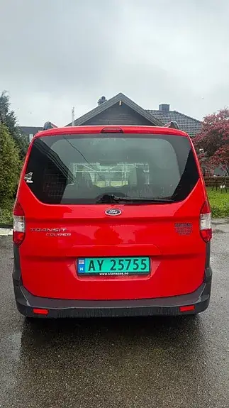 Ford Transit Courier 2014 photo 4
