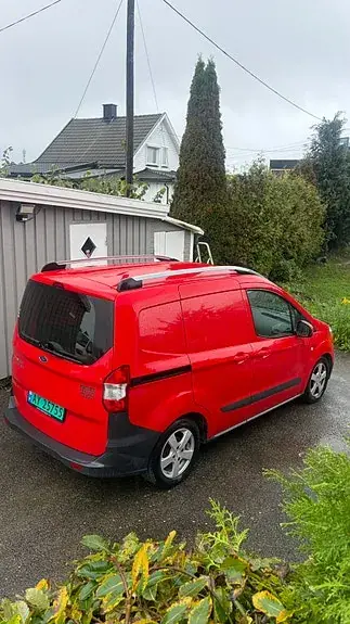 Ford Transit Courier 2014 photo 5