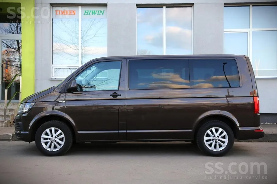 Volkswagen Multivan 2017 photo 2