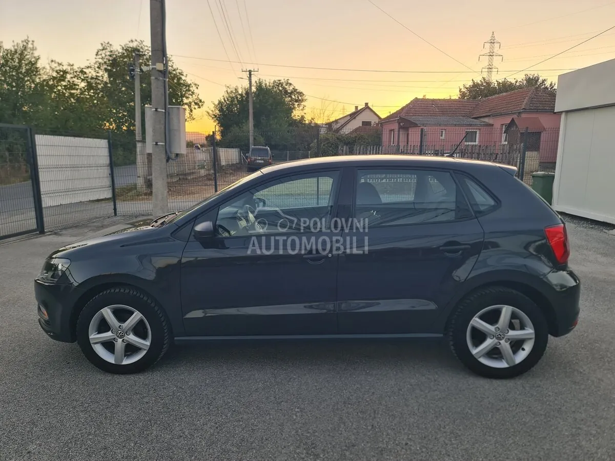 Volkswagen Polo 2016 photo 2