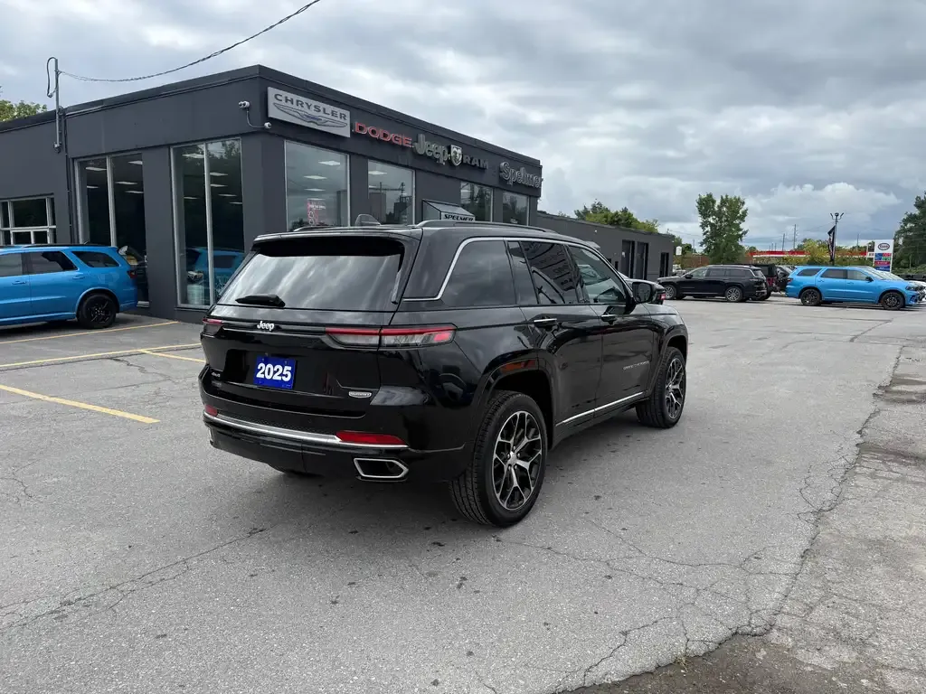 Jeep Grand Cherokee 2025 photo 5
