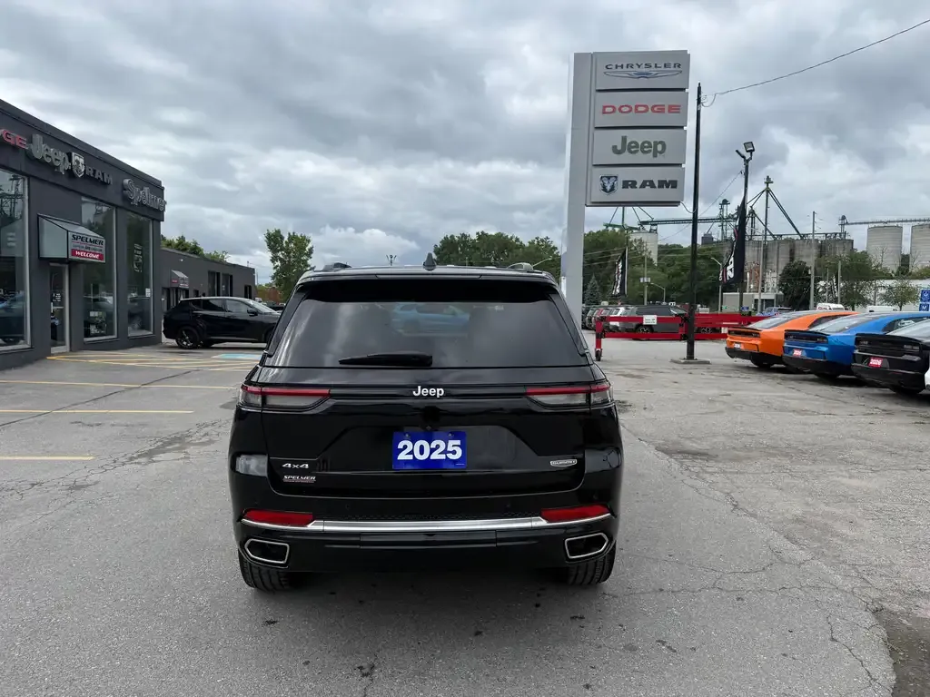 Jeep Grand Cherokee 2025 photo 4