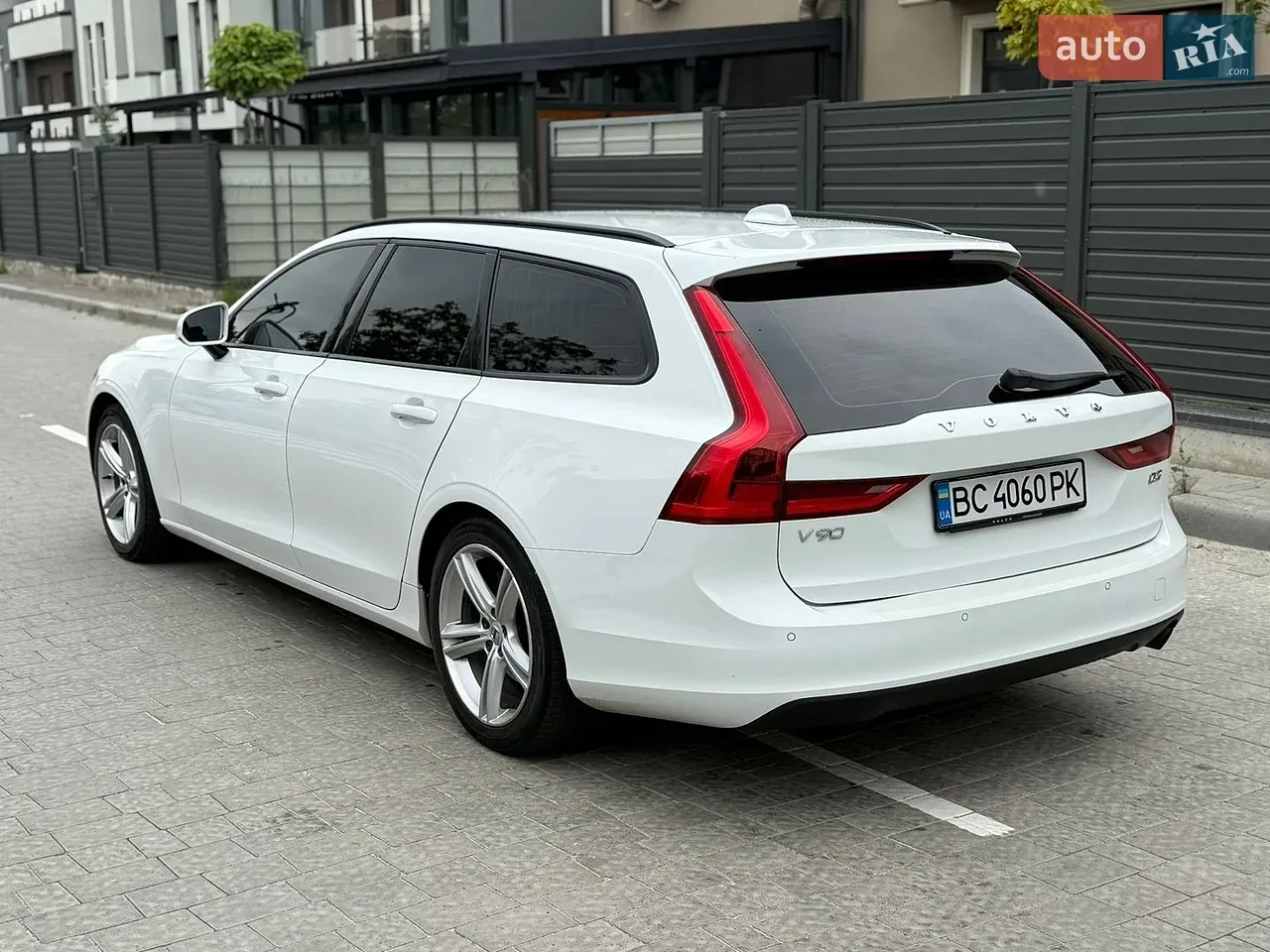 Volvo V90 2017 photo 4