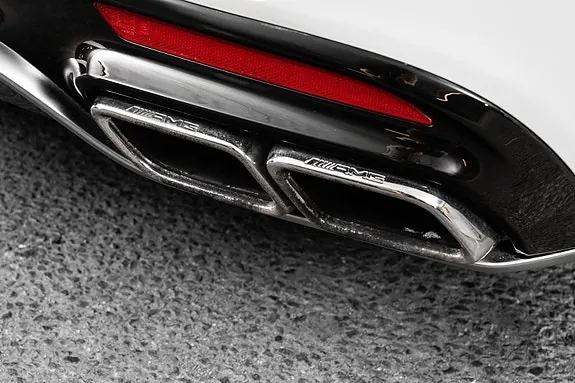 Mercedes-Benz S63 2015 photo 4
