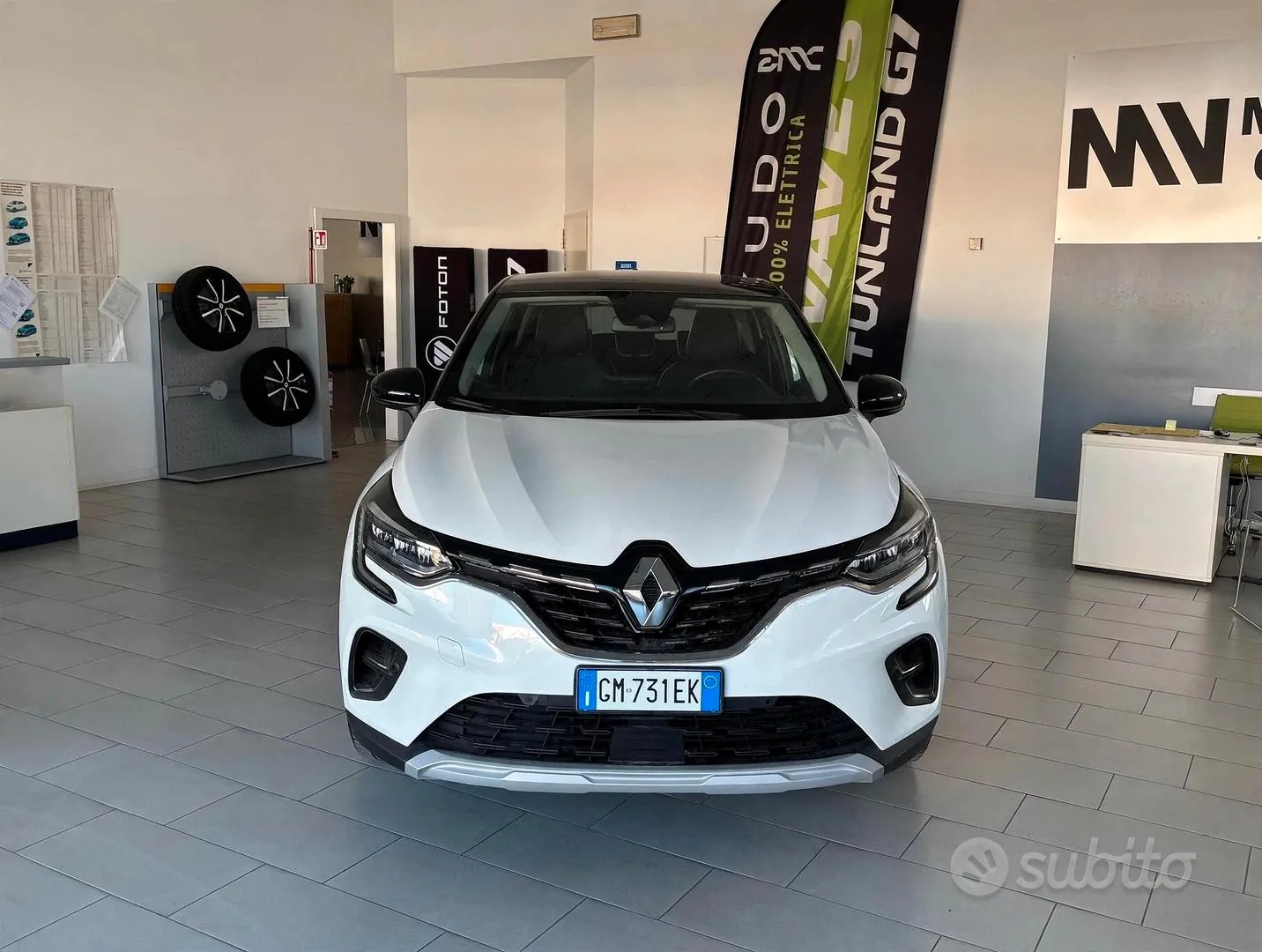 Renault Captur 2023 photo 2