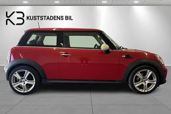 Mini One 2013 photo 2