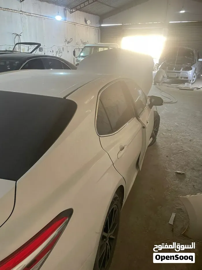 Toyota Camry 2018 photo 2