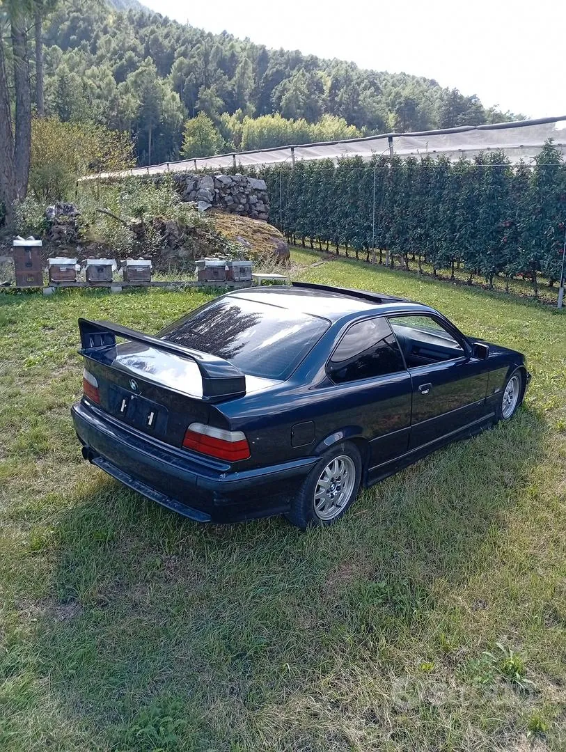 BMW E36 1992 photo 2