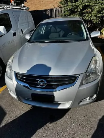 Nissan Altima 2011 photo 2