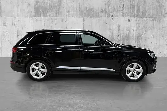 Audi Q7 2018 photo 5