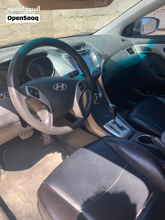 Hyundai Avante 2012 photo 5