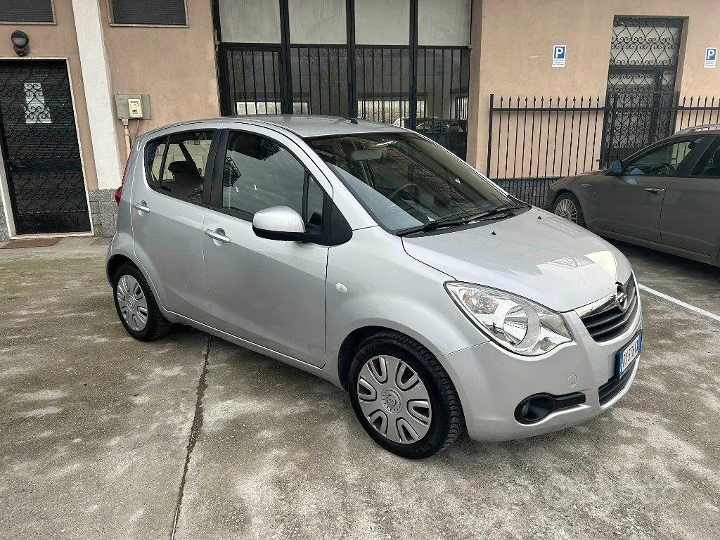 Opel Agila