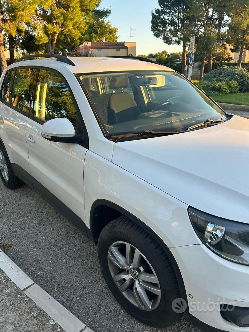 Volkswagen Tiguan 2011 photo 2