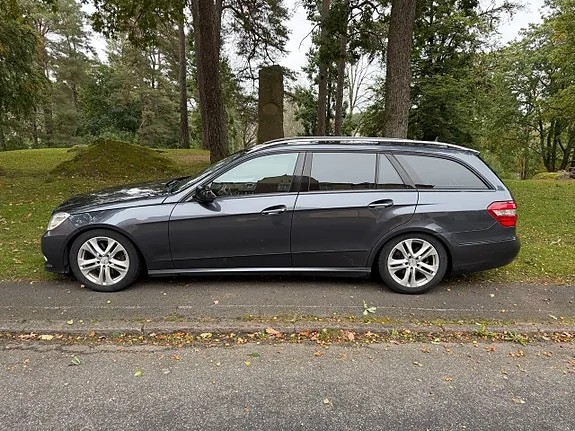 Mercedes-Benz E350 2010 photo 4