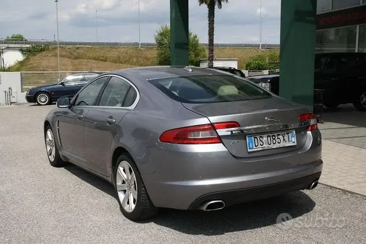 Jaguar Xf 2008 photo 3