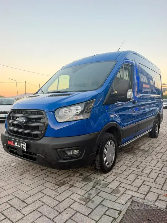 Ford Transit 2023 photo 4