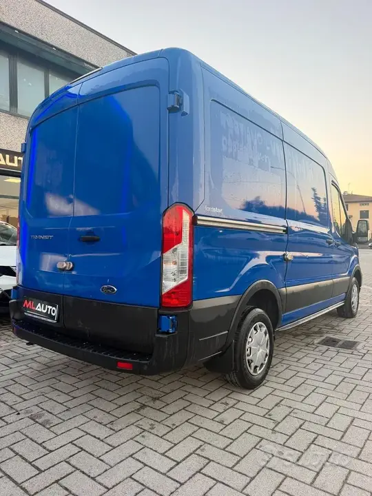 Ford Transit 2023 photo 5