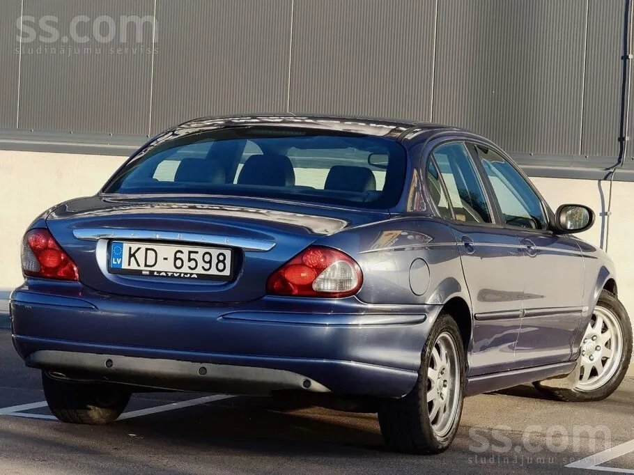 Jaguar X-Type 2004 photo 5