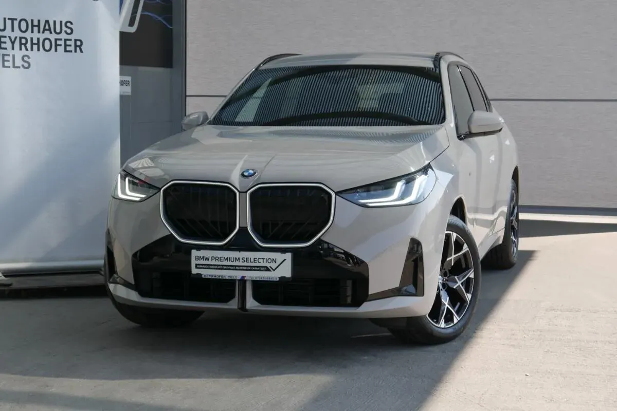 BMW X3 2025 photo 2