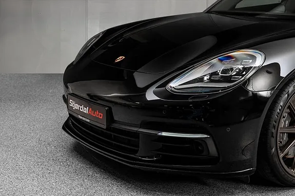 Porsche Panamera 2018 photo 3