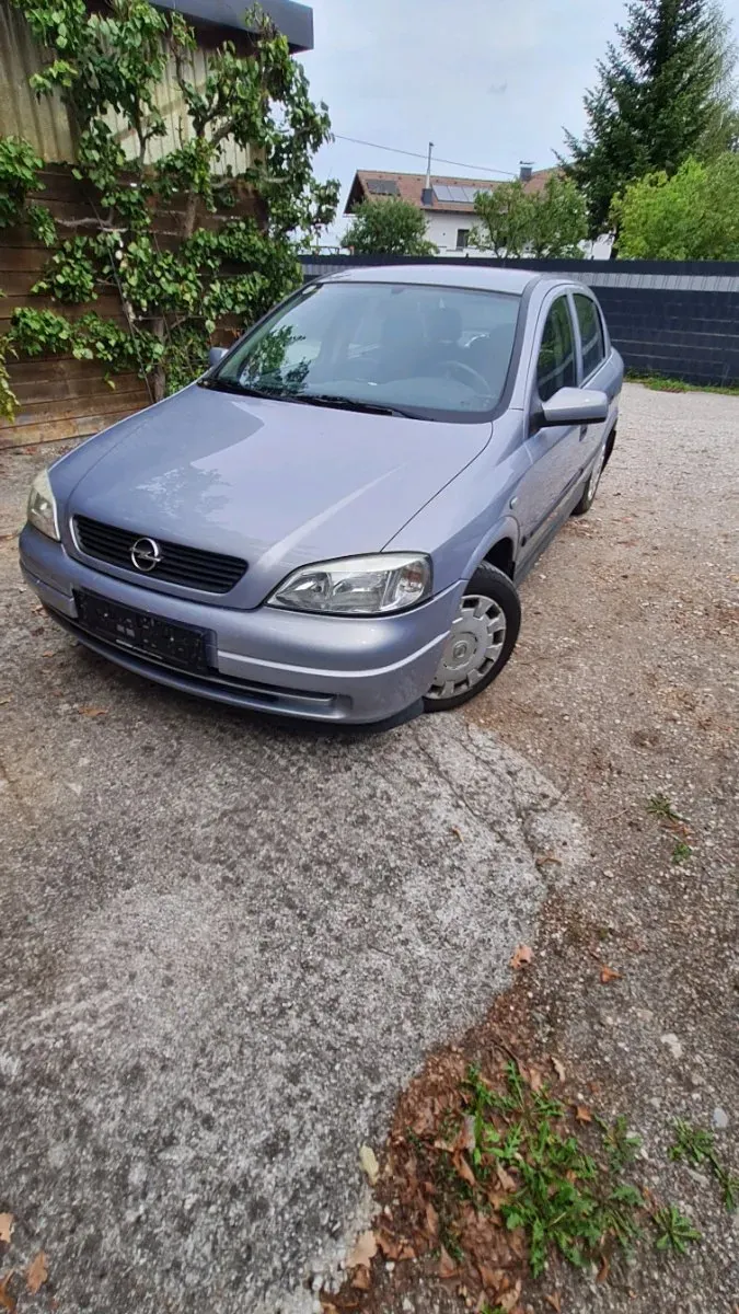 Opel Astra 2001 photo 2