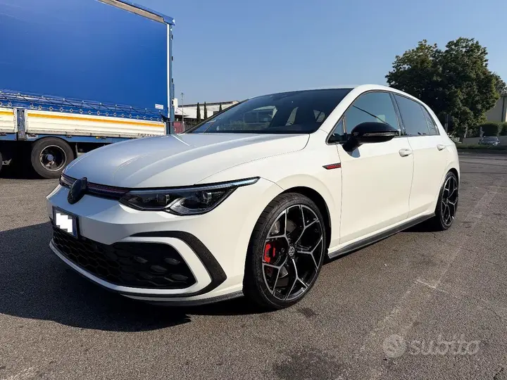 Volkswagen Golf 8 Gti