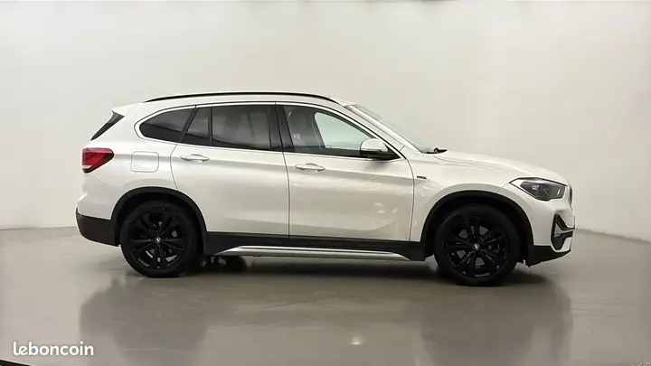 BMW X1 2022 photo 4
