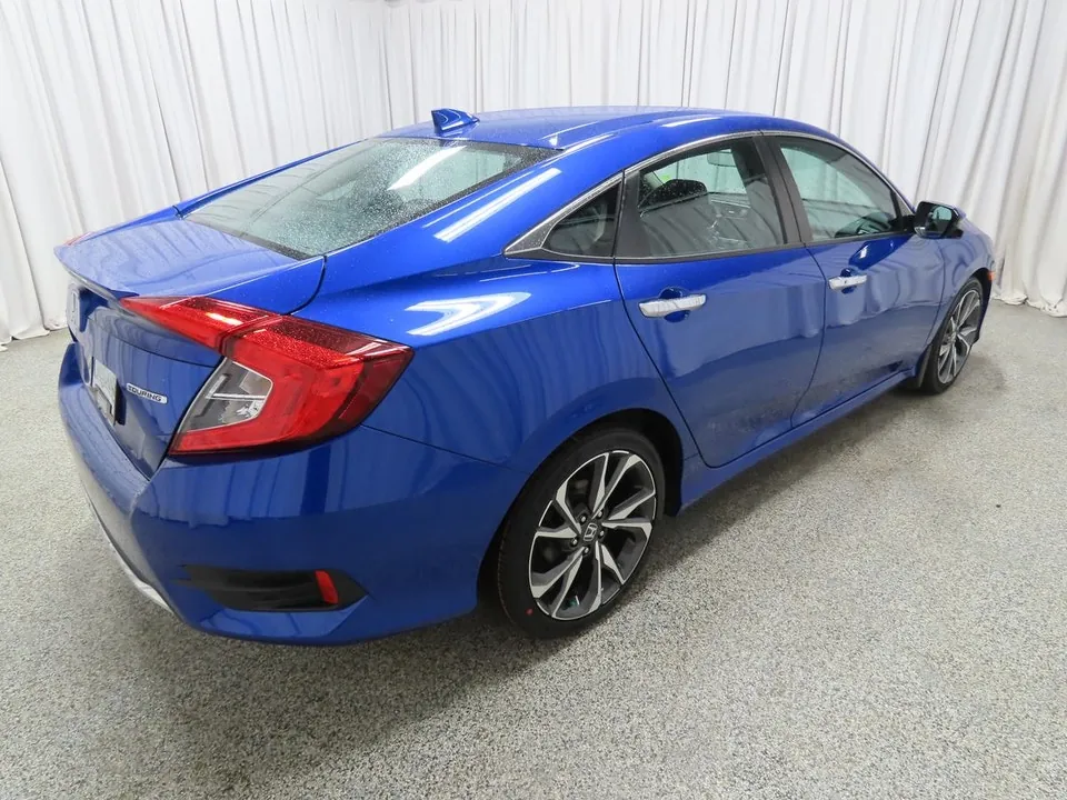 Honda Civic 2020 photo 3
