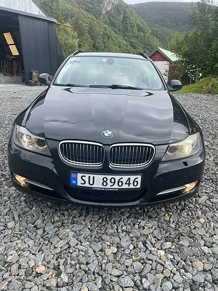 BMW 316D 2010 photo 2