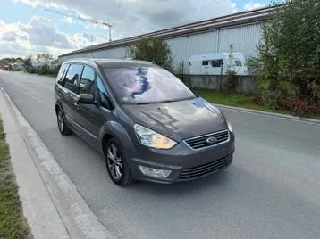 Ford Galaxy 2015 photo 3