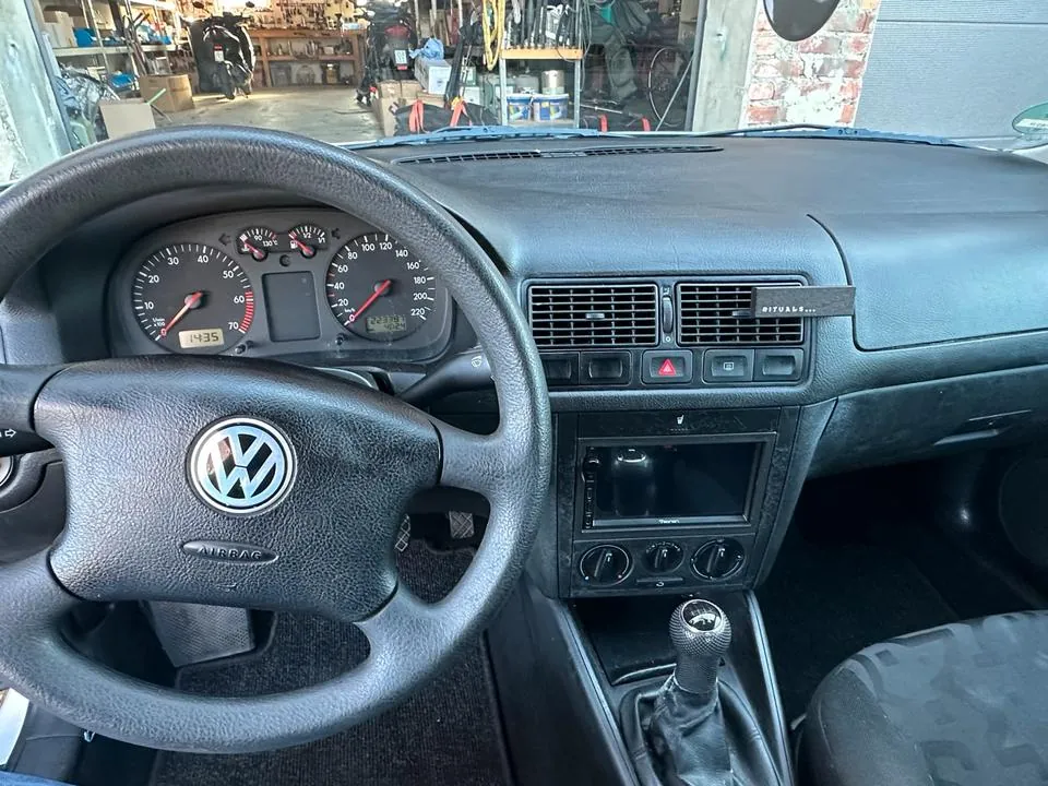 Volkswagen Golf 4