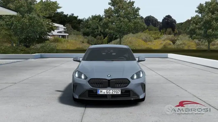 BMW 120I 2026 photo 4