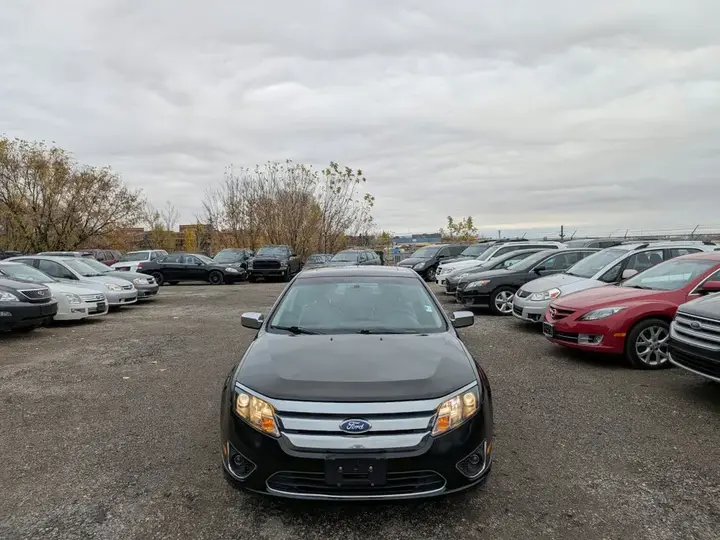 Ford Fusion 2011 photo 2