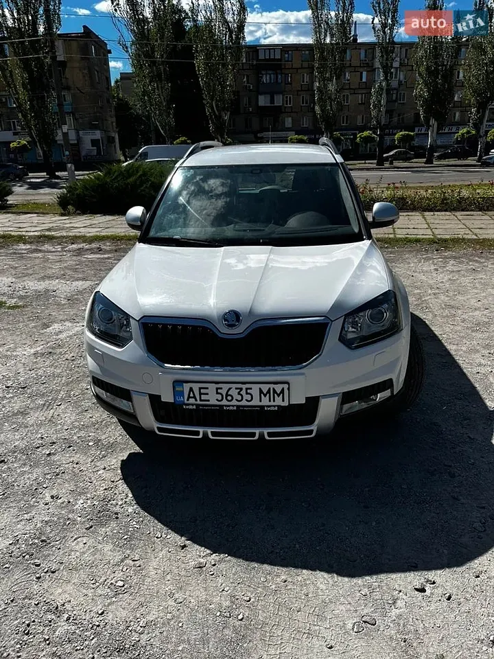 Skoda Yeti 2015 photo 4
