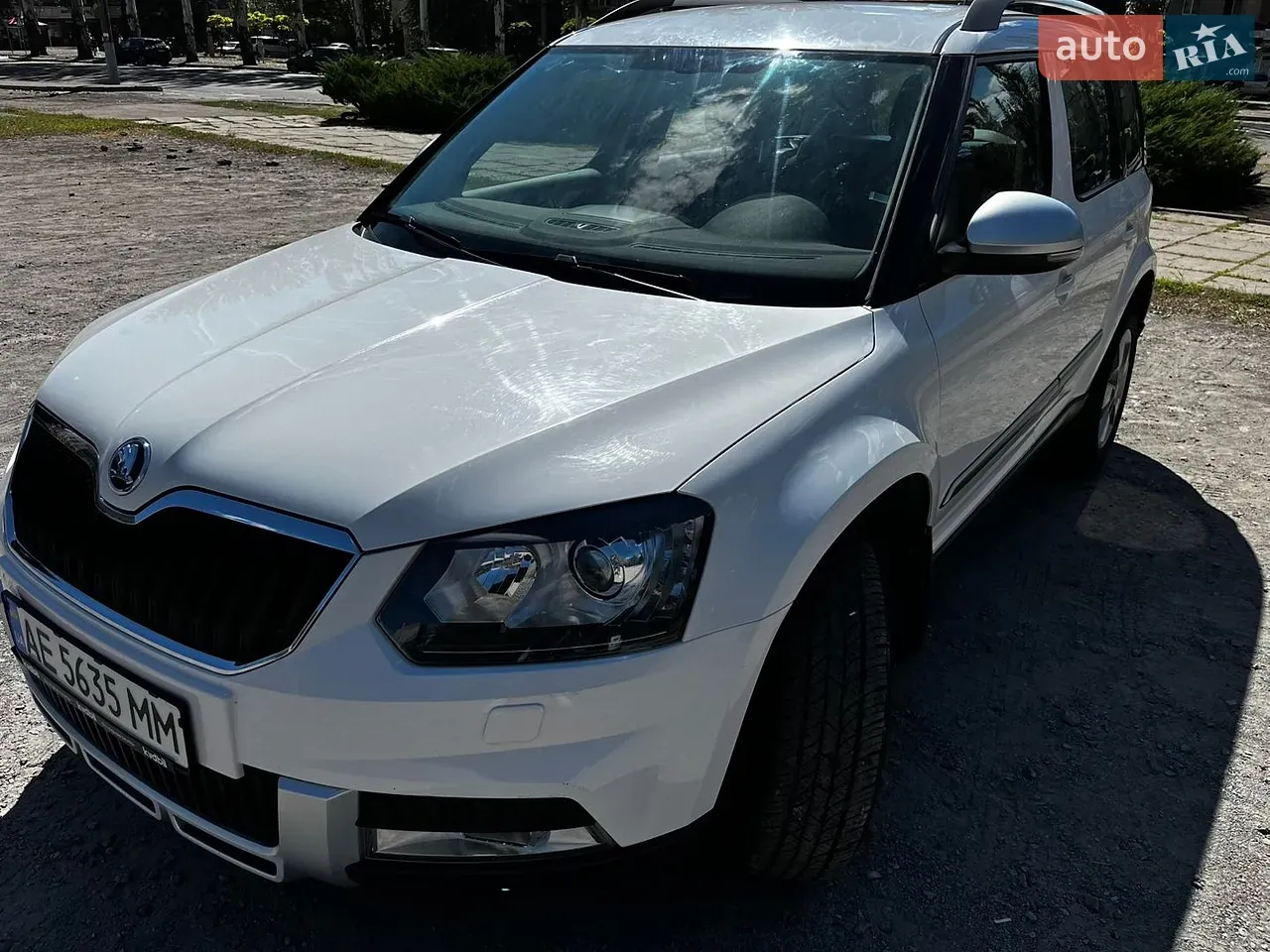 Skoda Yeti 2015 photo 2