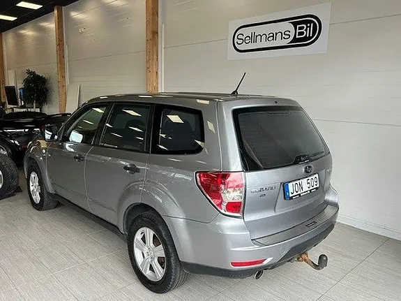 Subaru Forester 2009 photo 2