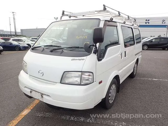 Mazda Bongo Van 2016 photo 2