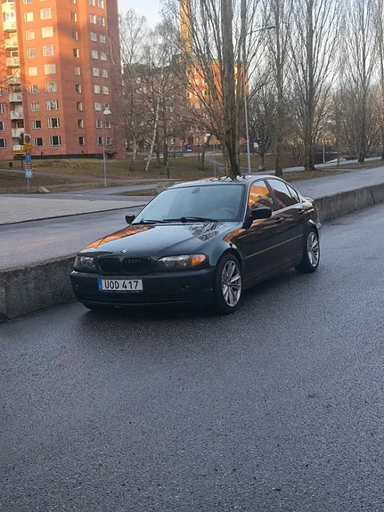 BMW 320I