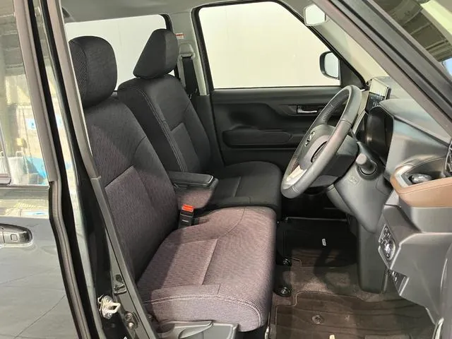 Daihatsu Molve 2025 photo 5